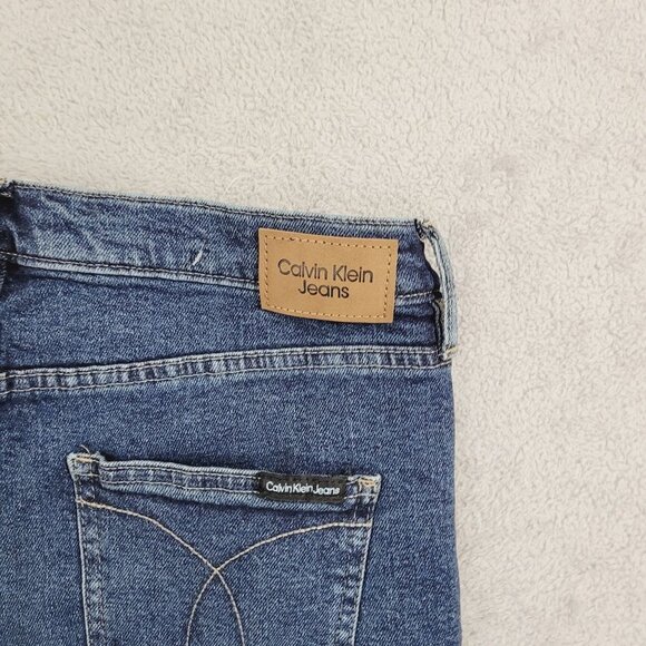 NWOT Calvin Klein Womens Size 8 Straight Leg Blue Jeans Cotton/Spandex// 26CT - Picture 7 of 9
